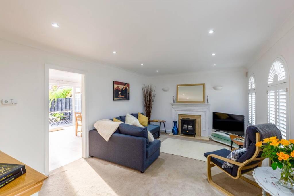 A Cheerful Three Bedroom House In Leafy Lytham Lytham St Annes Εξωτερικό φωτογραφία